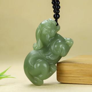 和田玉貔貅把件晴水色手把玩件玉石把玩