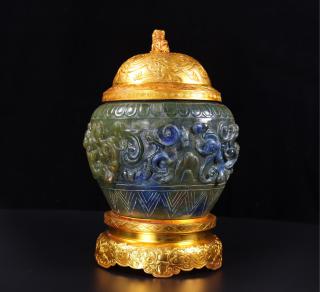 旧藏雕刻老和田玉包金盘龙罐